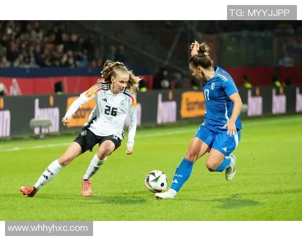 足球明星亲临女足比赛现场感受激情与魅力的精彩瞬间