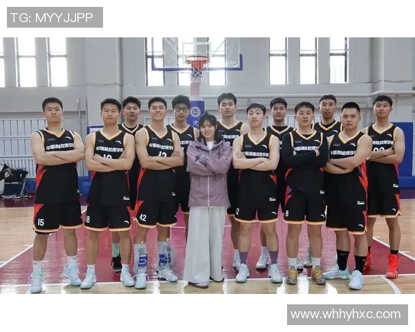 赛后分析：北京篮球队与重庆篮球队的战术对决与技术亮点探讨